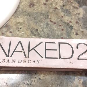 Urban Decay Naked 2 DAMAGED eyeshadow palette. Missing 2 shadows and 2 damaged.
